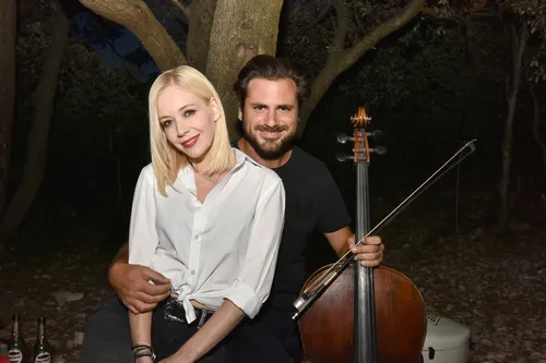 Rakalj: Stjepan Hauser zasvirao okupljenima na otvorenju etnice koja nosi njegovo ime